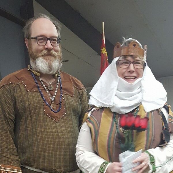 File:Diglach and Una.jpg