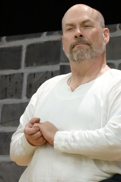 File:Dai Smug Face Elashava 20160624.jpg