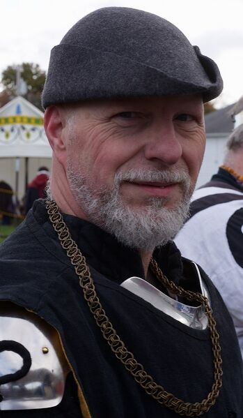 File:Sir Crispin.jpg