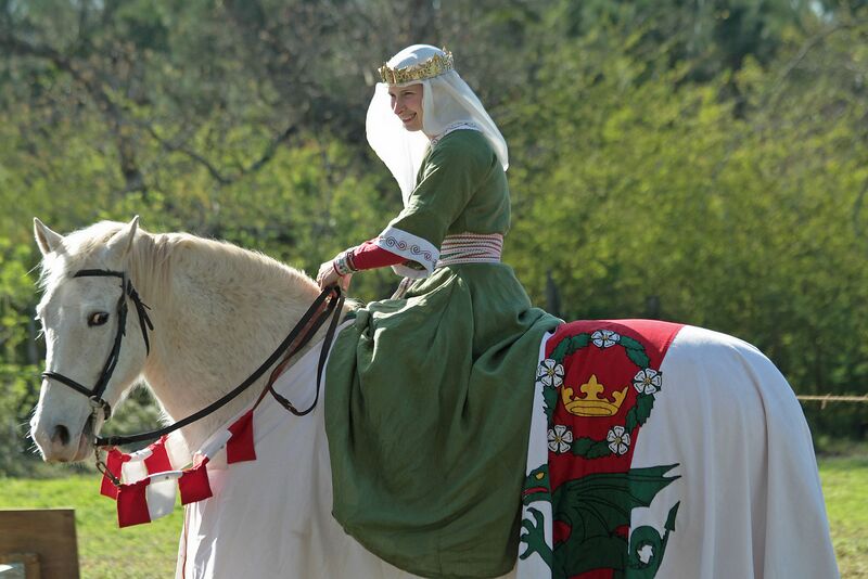 File:AnneLyseGulf2011ride.jpg